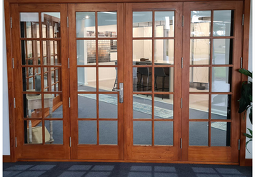 Get an Unobstructed View with Single-Hung French doors post thumbnail image